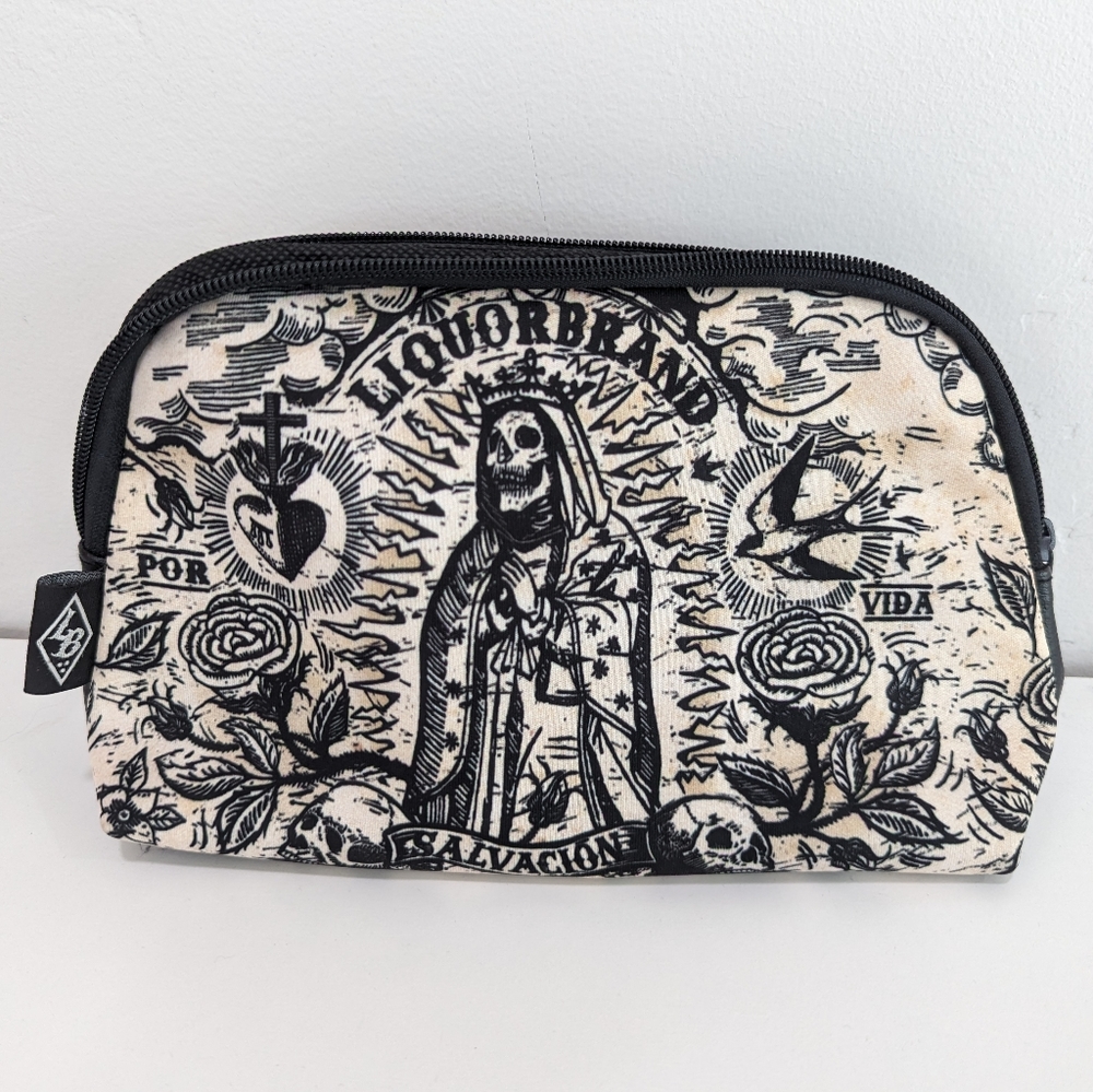 NWOT Liquor Brand Make-Up Zipper Bag